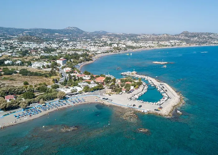 Апартаменты Avi